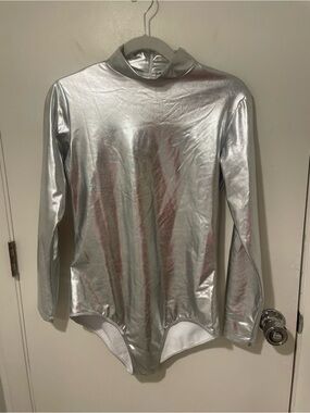 Women's silver metallic Mock Neck Long Sleeve Leotard Zipper Back sz L bodysuit